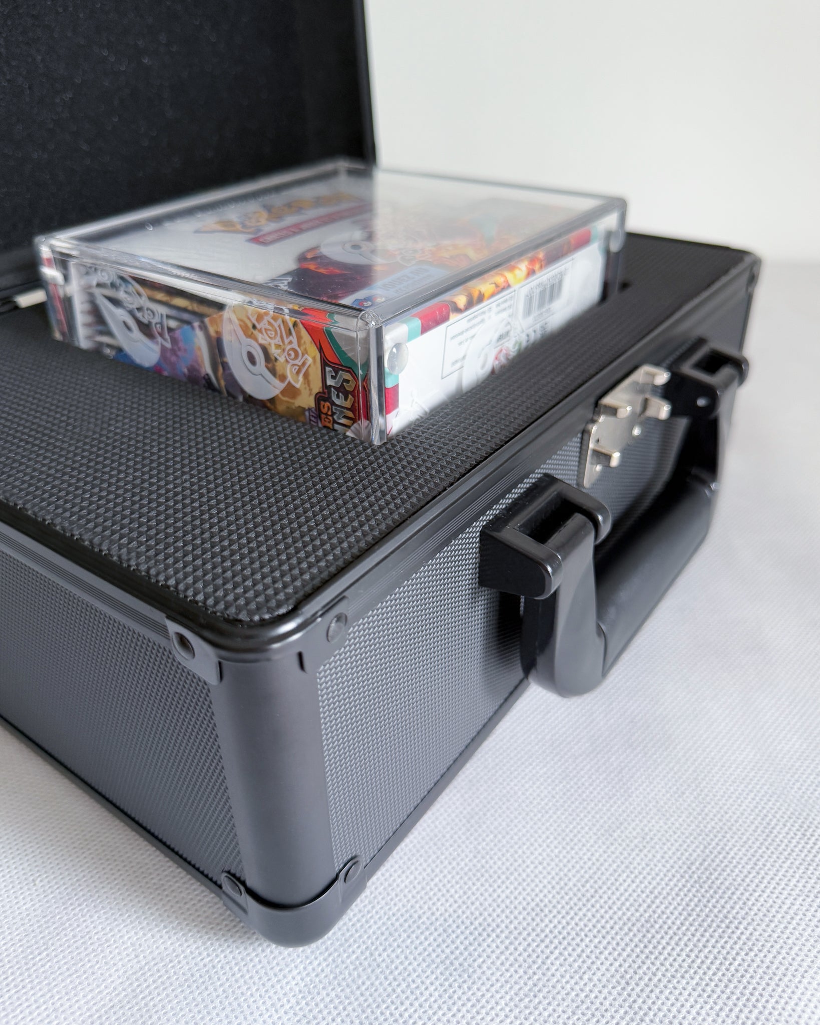 VANDJI Case - Display